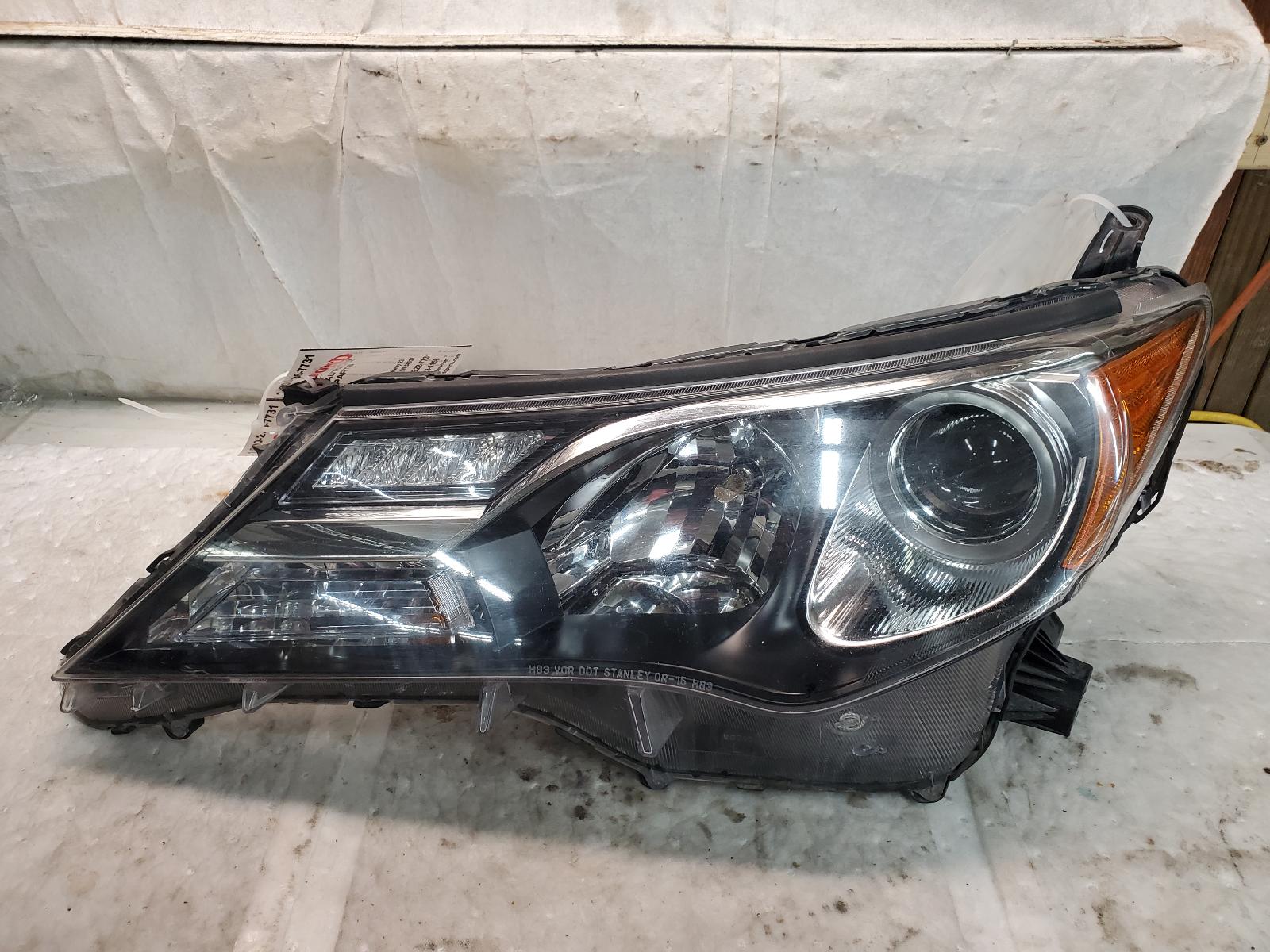 Headlight Assembly for Toyota vehicles