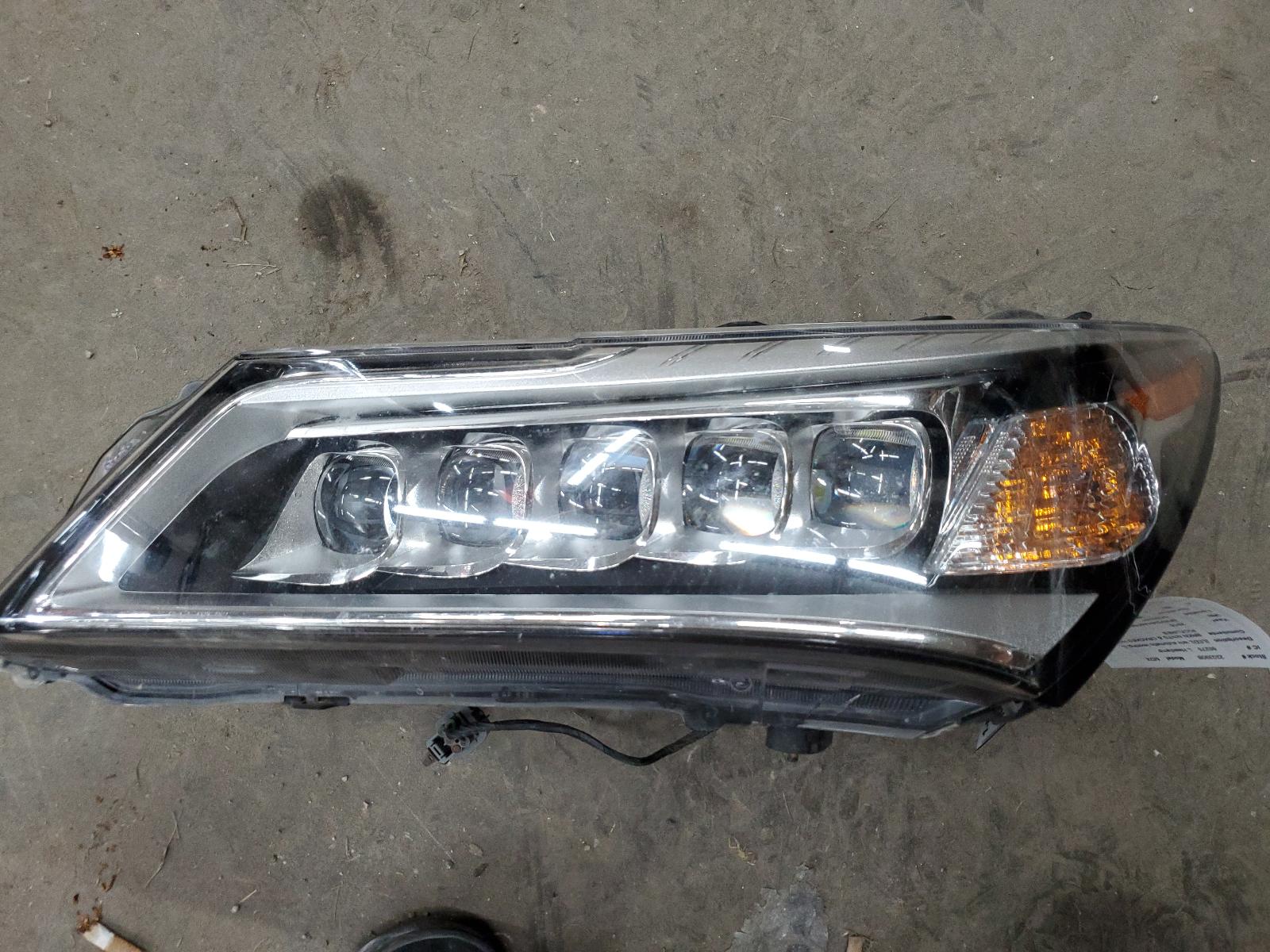 Headlight Assembly for Acura vehicles