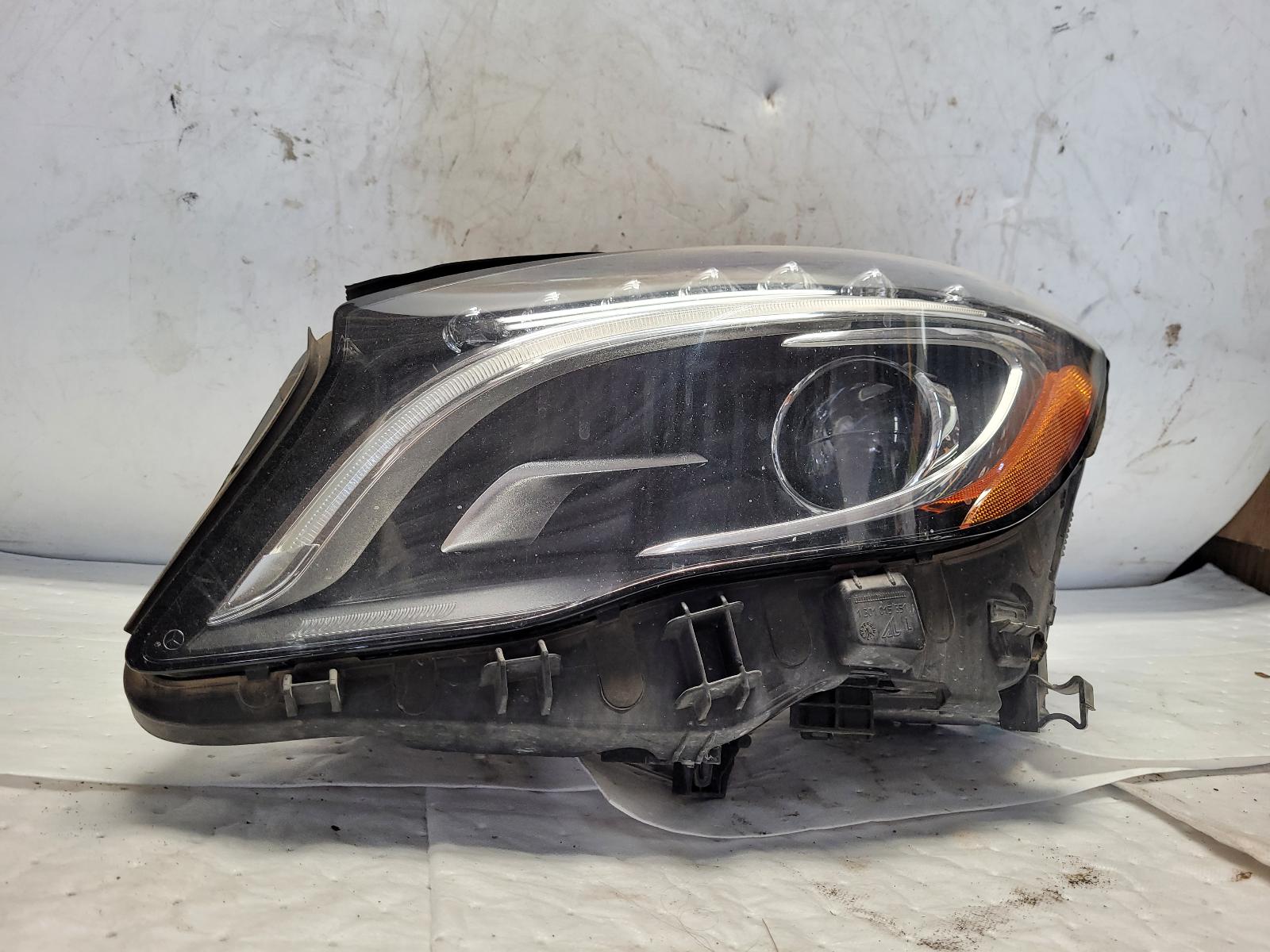 Headlight Assembly for Mercedes-Benz vehicles