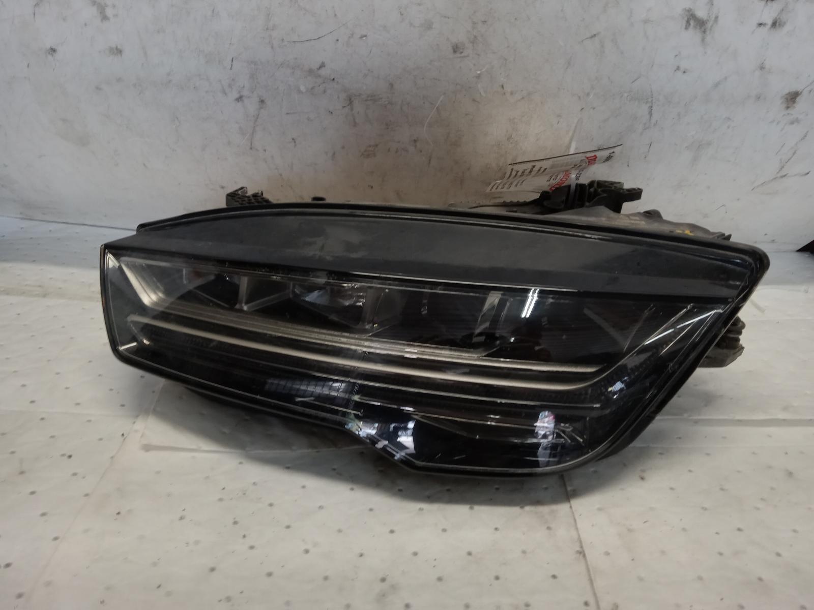 Headlight Assembly for Audi vehicles