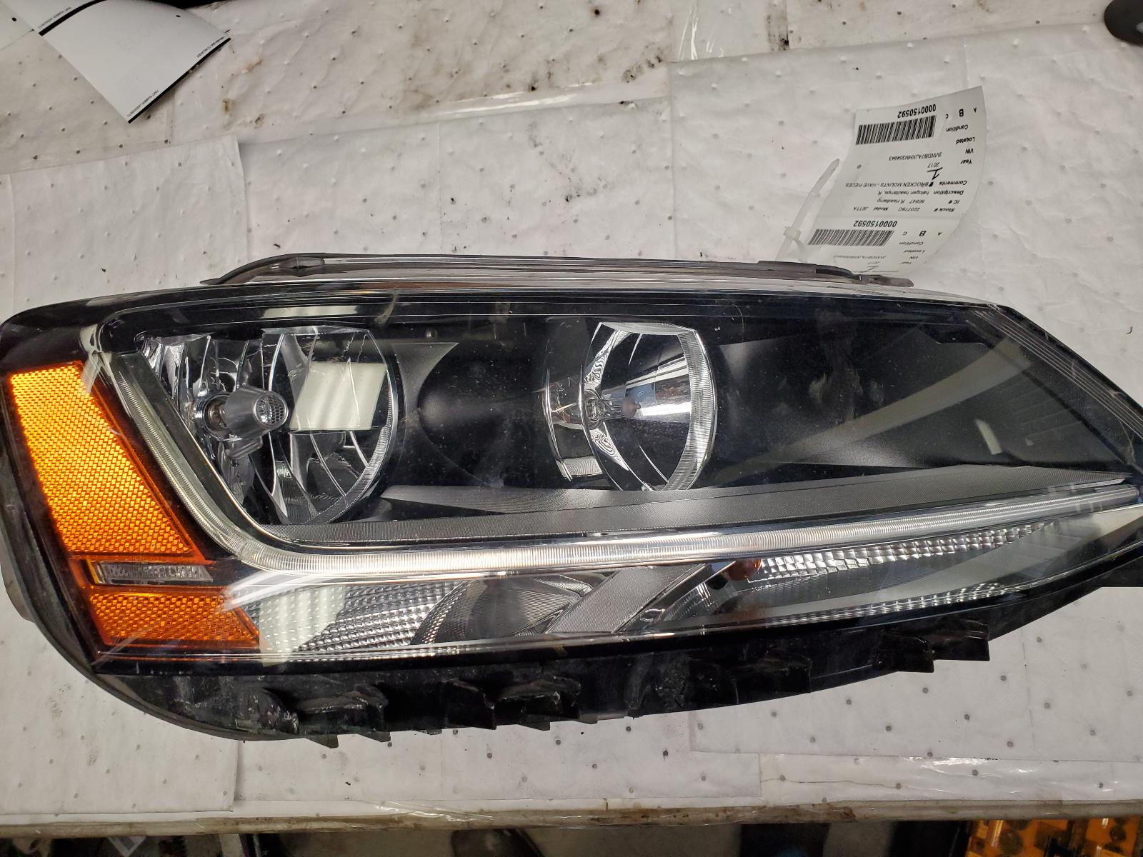 Headlight Assembly for Volkswagen vehicles