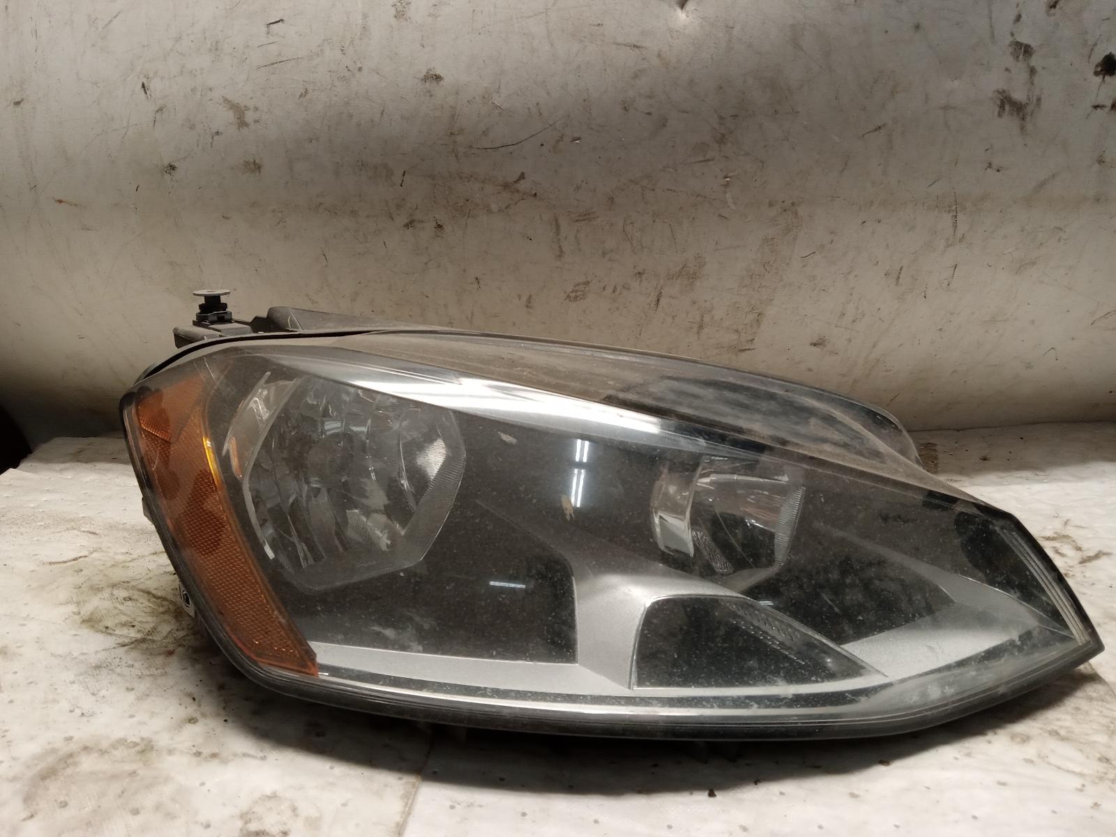Headlight Assembly for Volkswagen vehicles