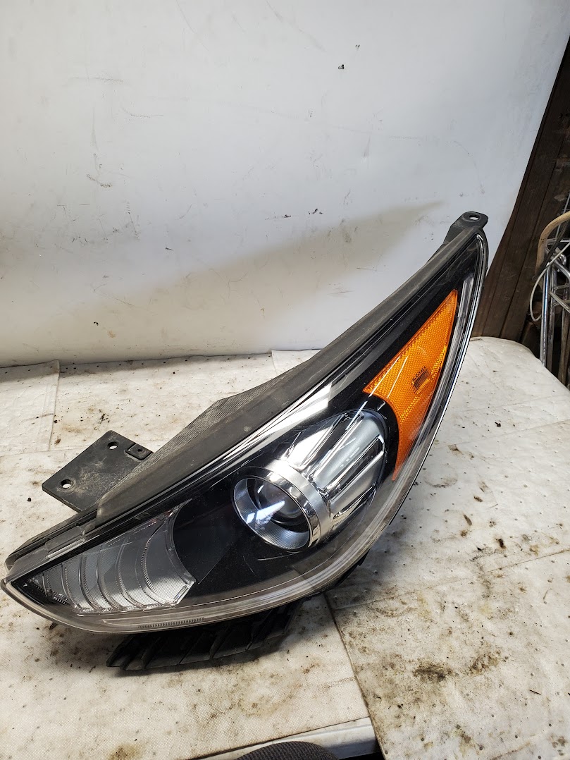 Headlight Assembly for Kia vehicles