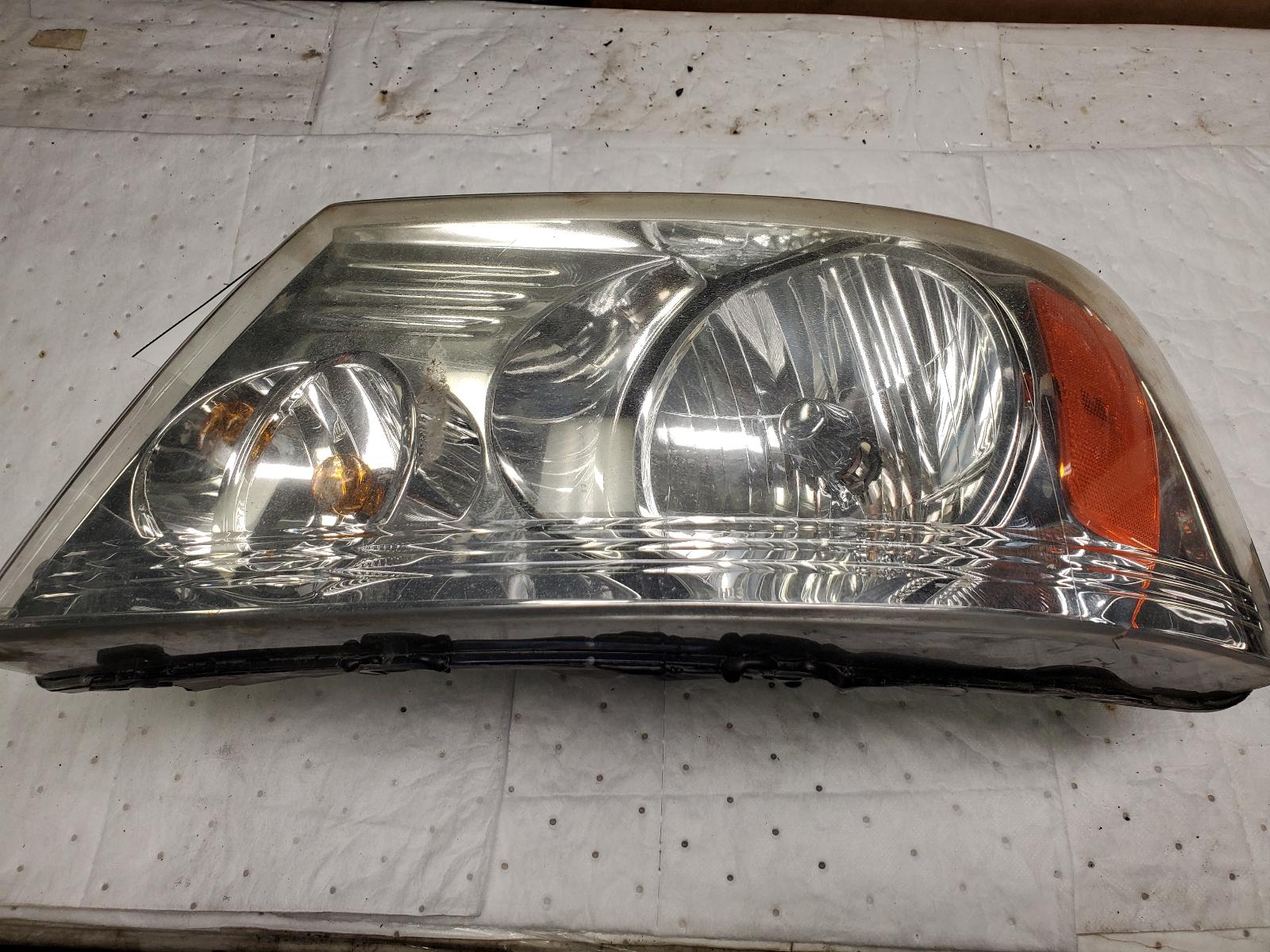 Headlight Assembly for Ford and Lincoln vehicles