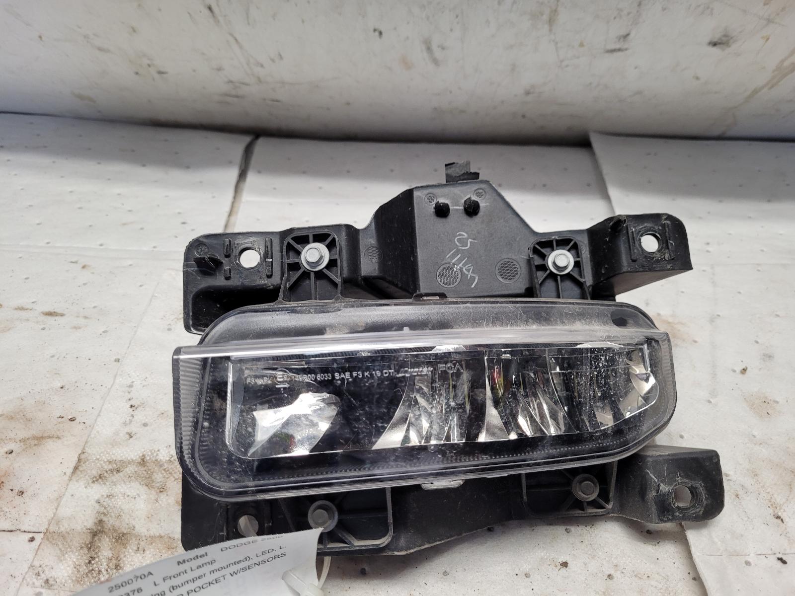 Front Lamp for Dodge and Chrysler vehicles