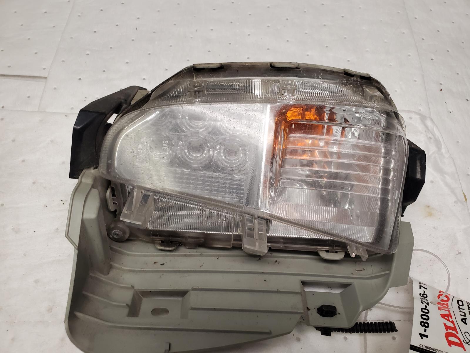 Front Lamp for Lexus and Toyota vehicles