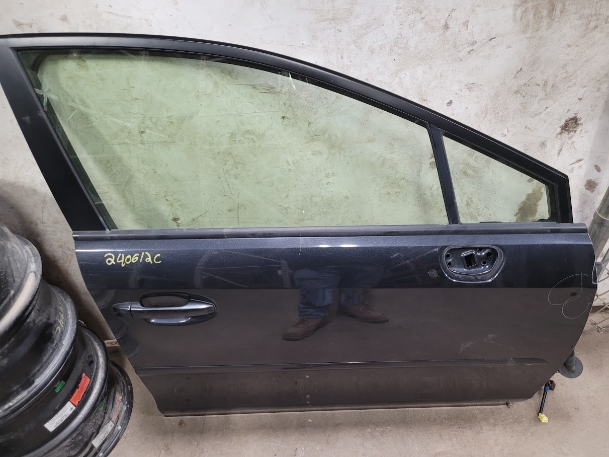 Front Door Assembly for Subaru vehicles