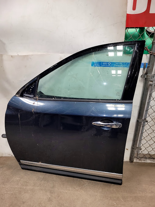 Front Door Assembly for Nissan vehicles