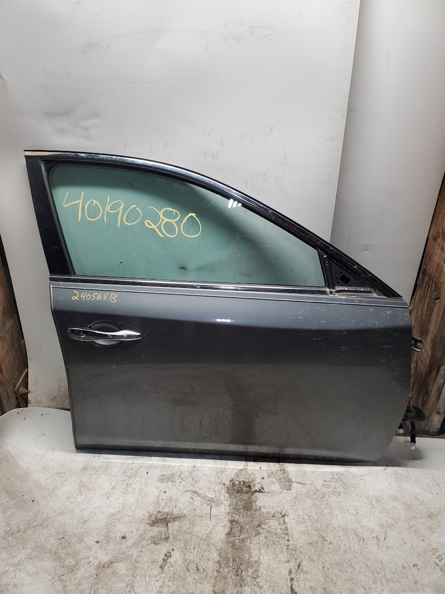 Front Door Assembly for Nissan vehicles