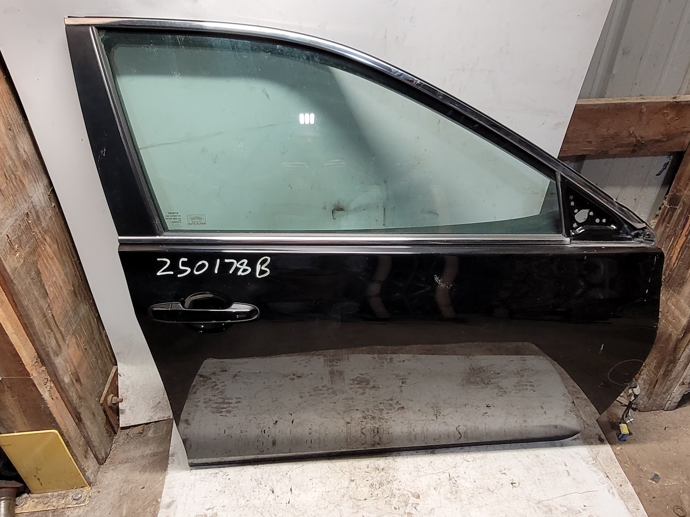 Front Door Assembly for Toyota vehicles