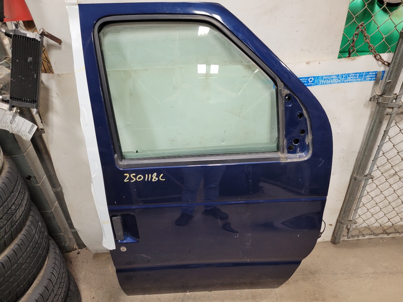 Front Door Assembly for Ford vehicles