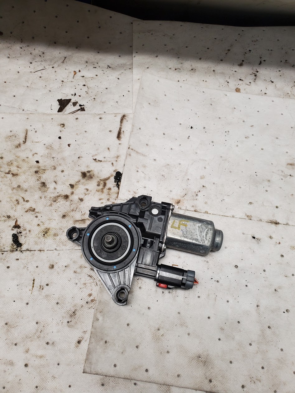 Front Door Window Regulator for Plymouth, Dodge and Chrysler vehicles