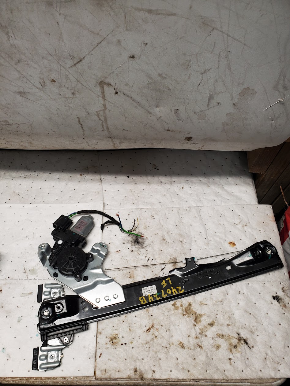 Front Door Window Regulator for Ford vehicles