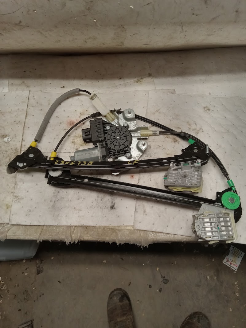Front Door Window Regulator for Ford vehicles