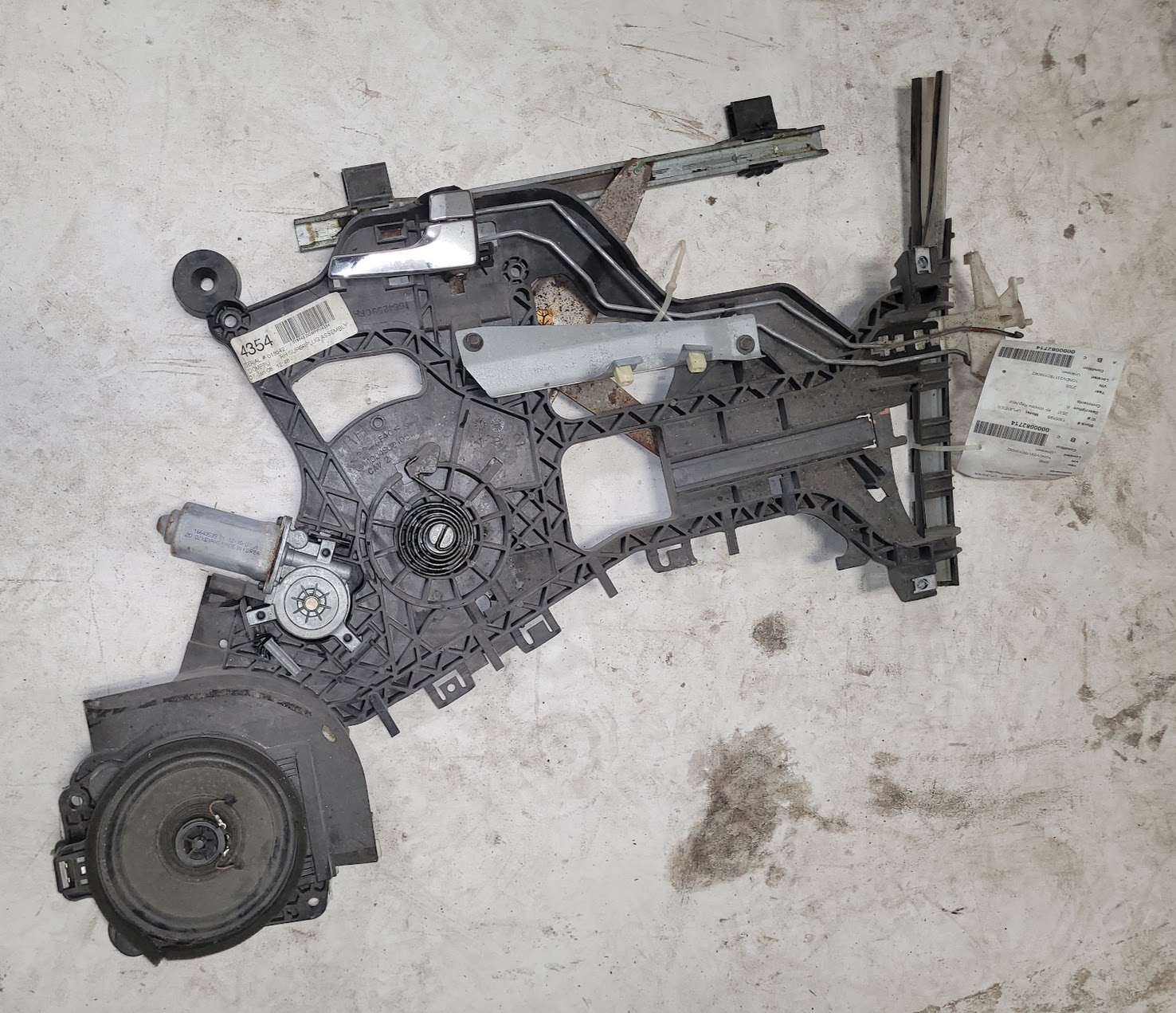 Front Door Window Regulator for Buick, Saturn, Chevrolet and Pontiac vehicles