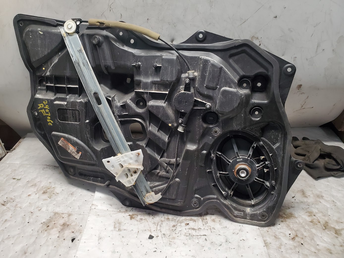 Front Door Window Regulator for Mazda vehicles