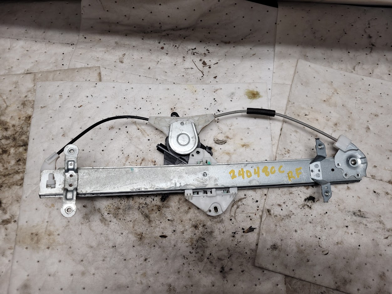 Front Door Window Regulator for Subaru vehicles