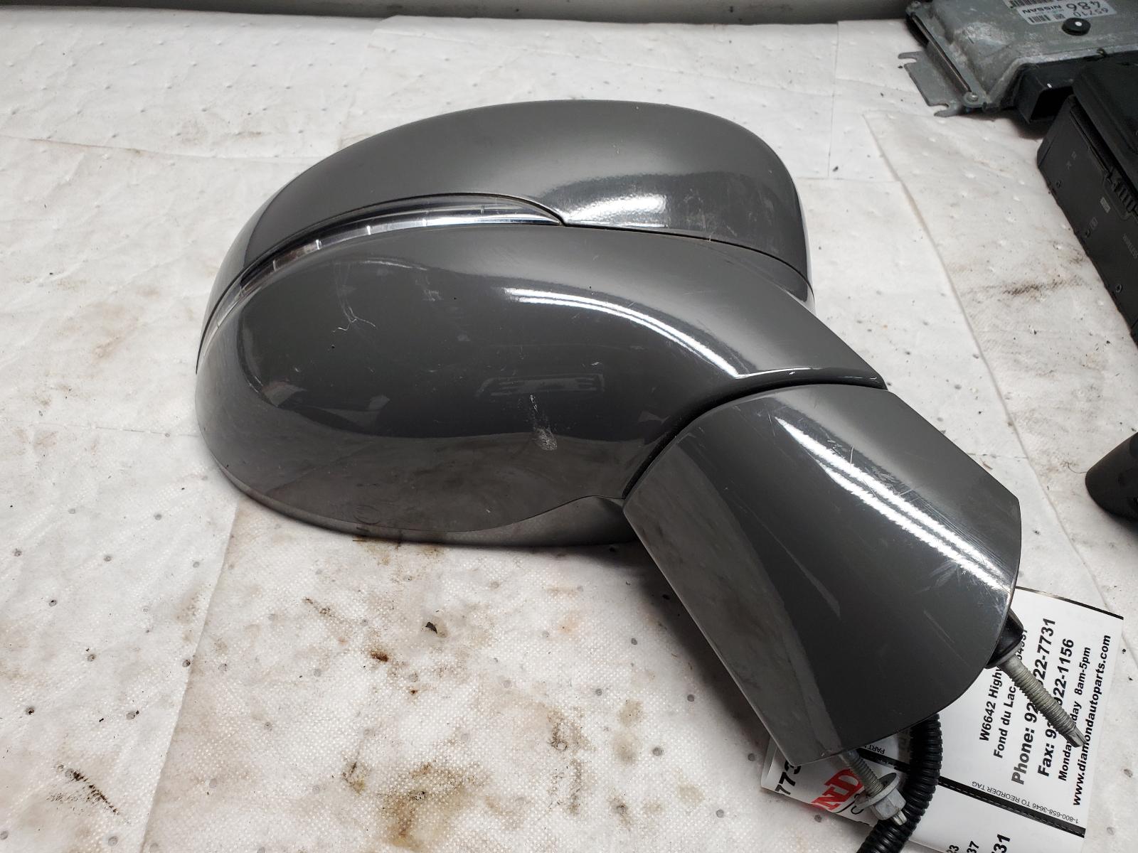 Side View Mirror for Chrysler vehicles