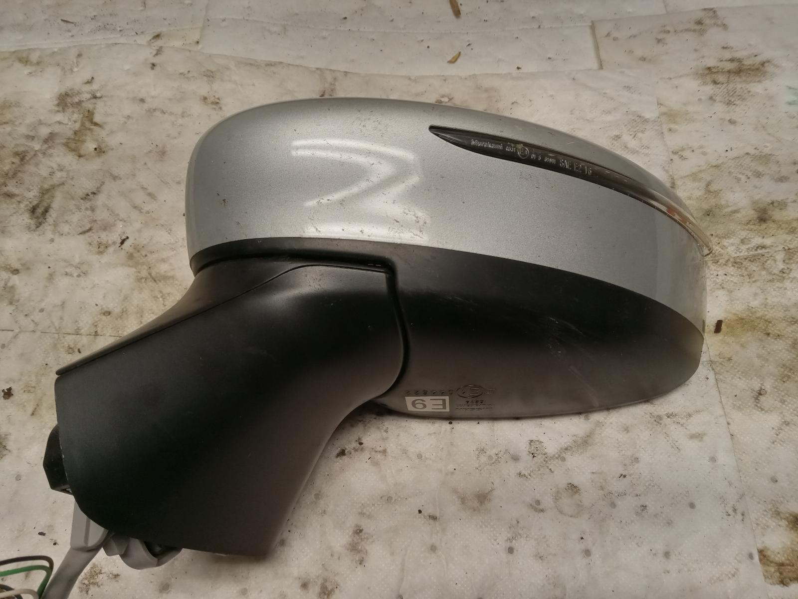 Side View Mirror for Nissan vehicles