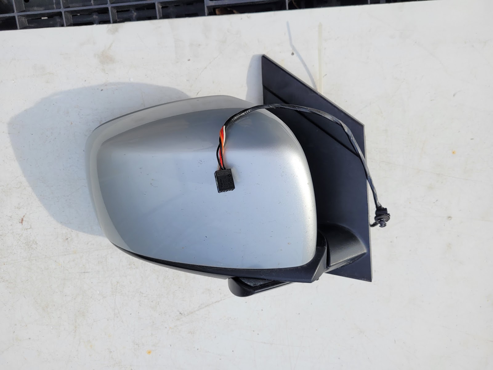 Side View Mirror for Chrysler and Dodge vehicles