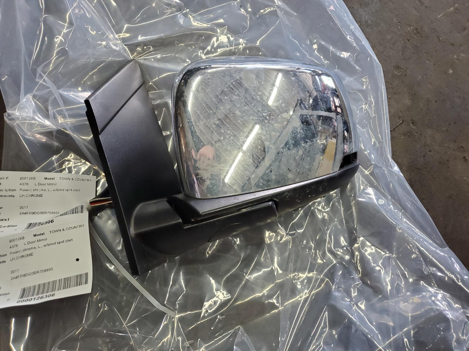 Side View Mirror for Chrysler vehicles