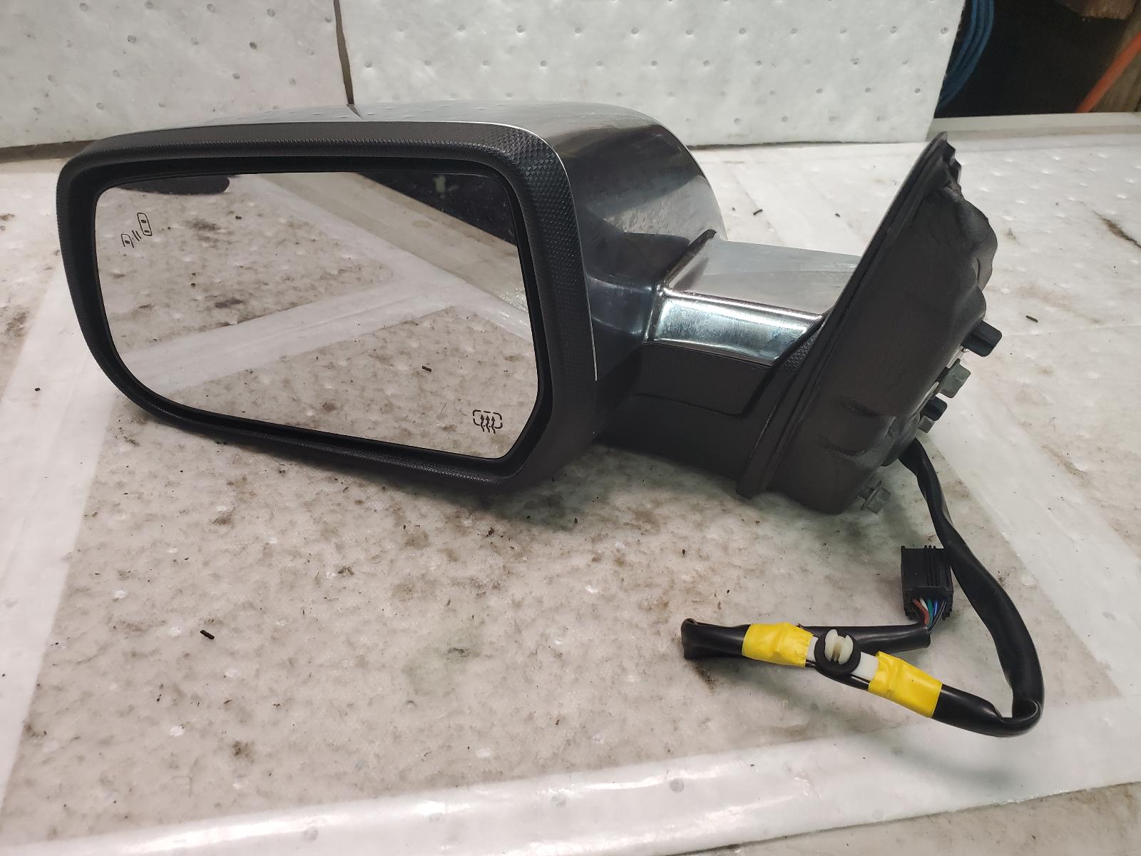 Side View Mirror for Chevrolet and GMC vehicles