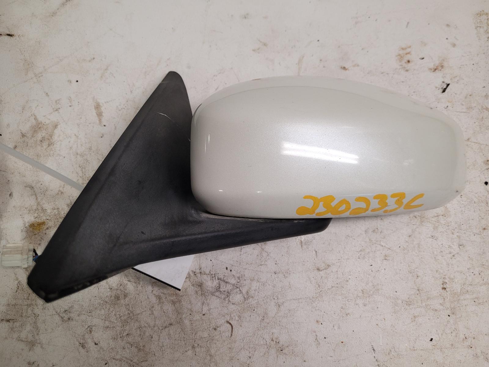 Side View Mirror for Infiniti vehicles