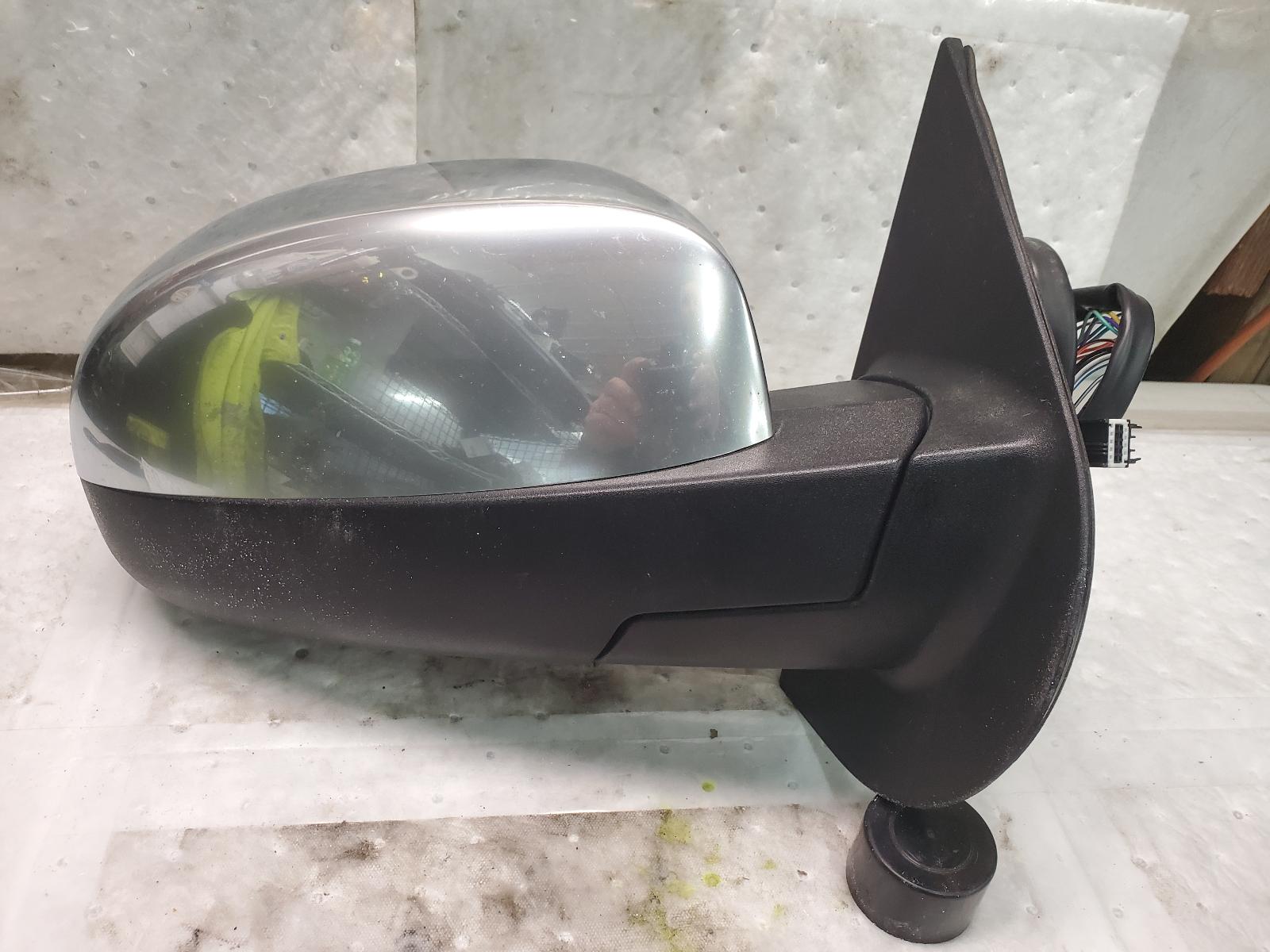 Side View Mirror for GMC and Chevrolet vehicles