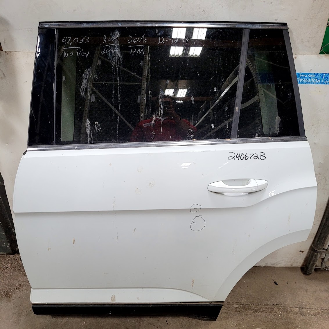 Rear Side Door Assembly for Volkswagen vehicles