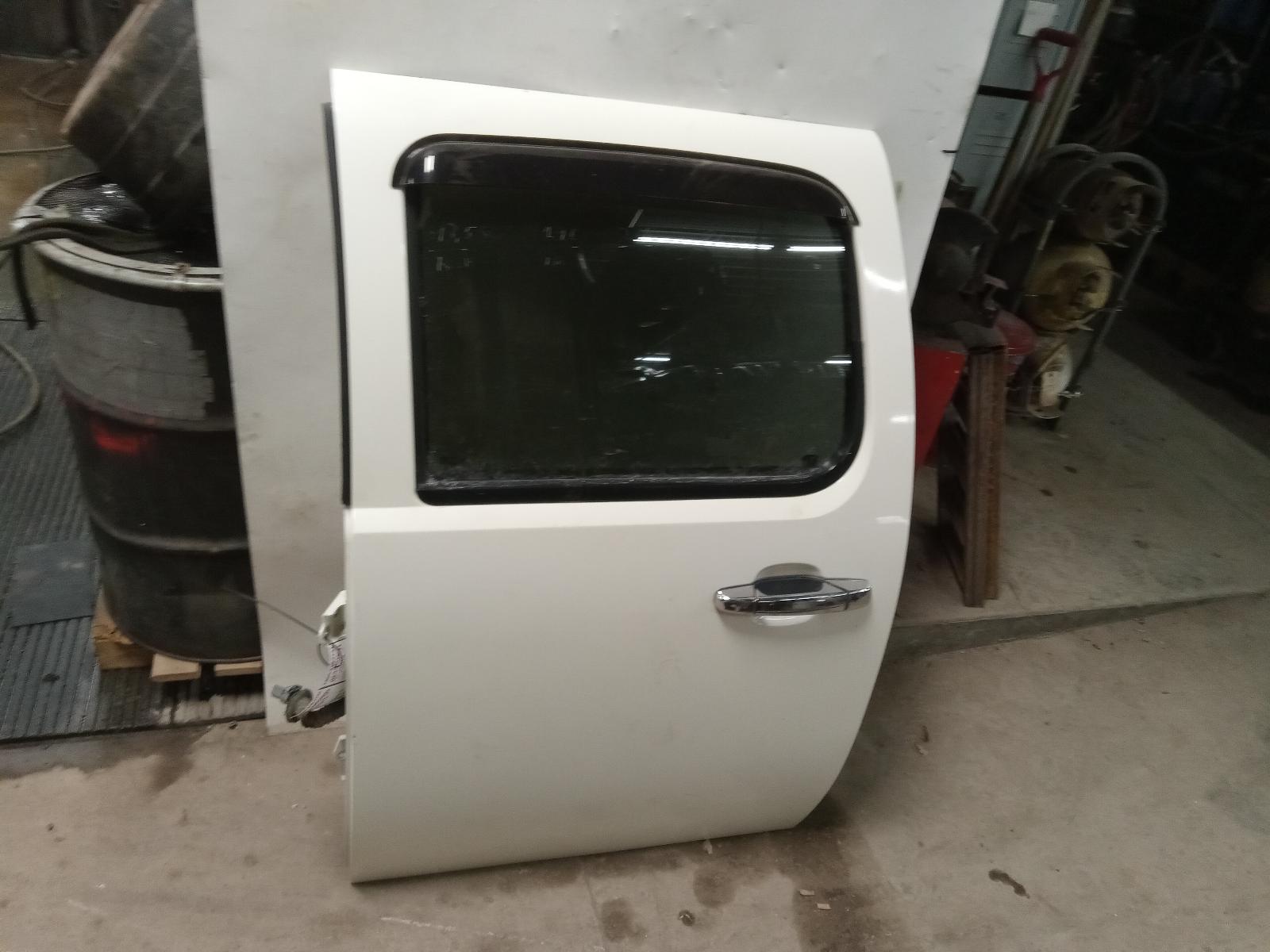 Rear Side Door Assembly for GMC and Chevrolet vehicles