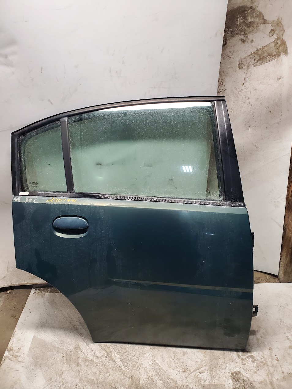 Rear Side Door Assembly for Saturn vehicles