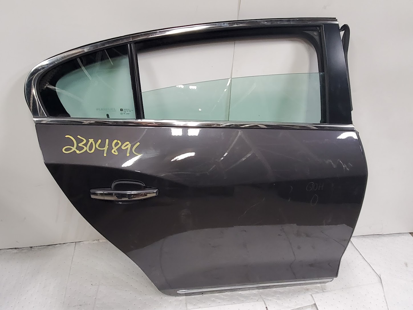 Rear Side Door Assembly for Buick vehicles