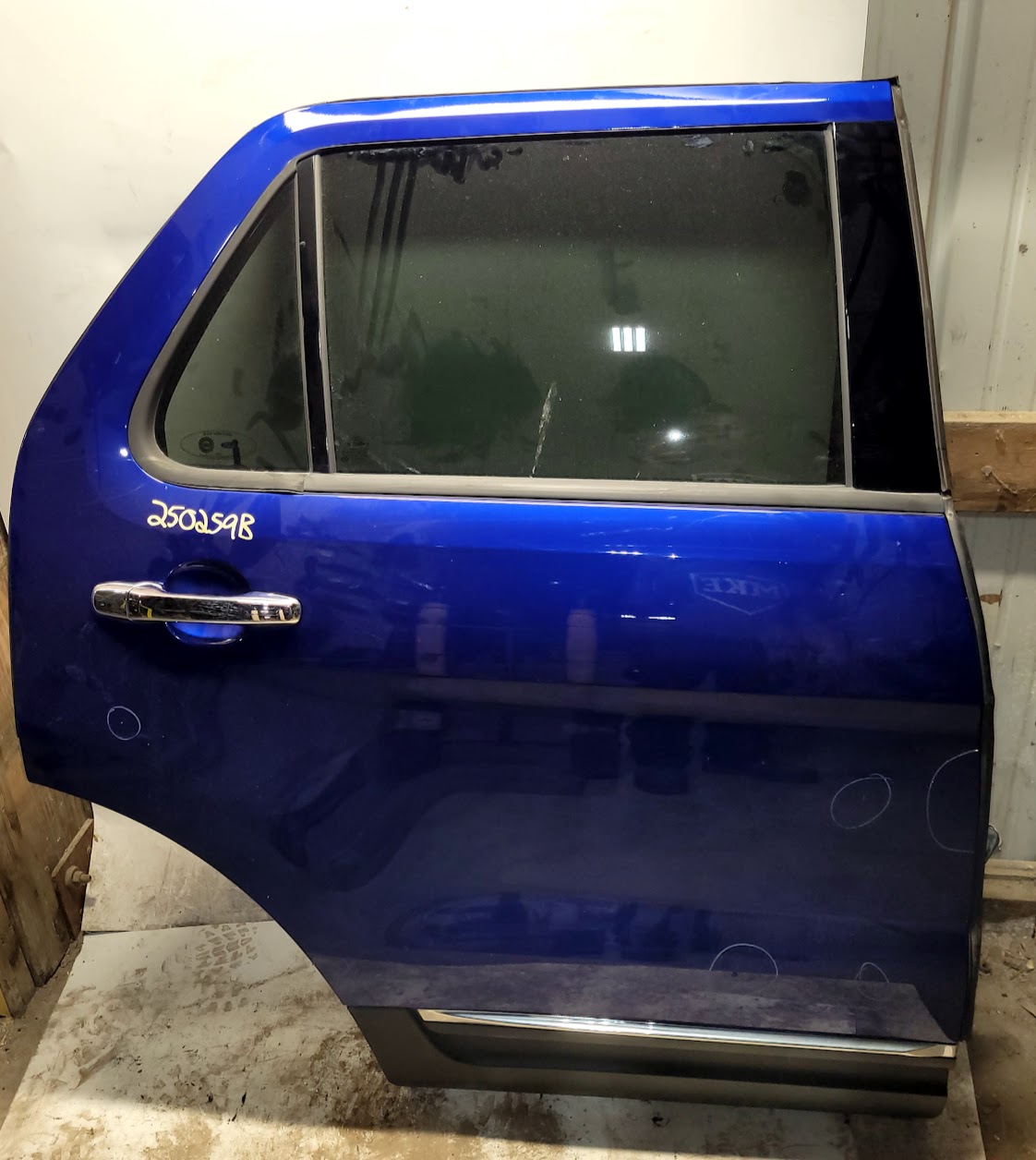Rear Side Door Assembly for Ford vehicles