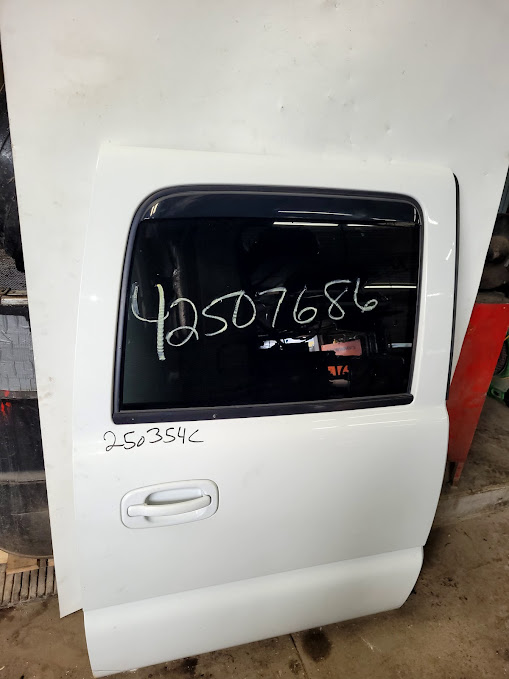 Rear Side Door Assembly for GMC, Chevrolet and Cadillac vehicles
