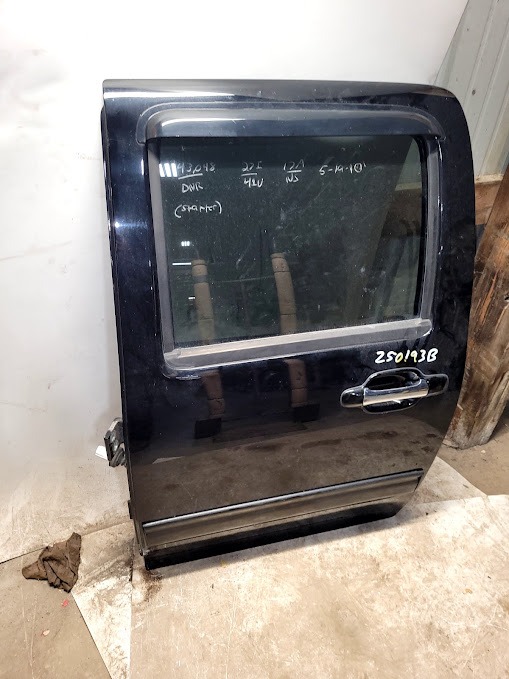 Rear Side Door Assembly for Chevrolet, GMC and Isuzu vehicles