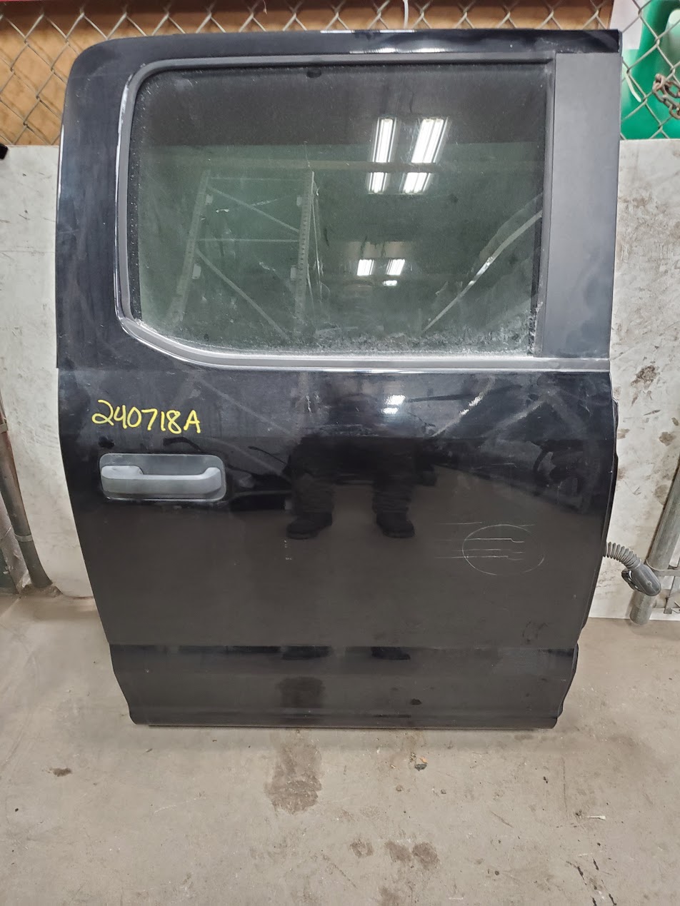 Rear Side Door Assembly for Ford vehicles