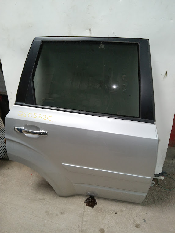 Rear Side Door Assembly for Subaru vehicles