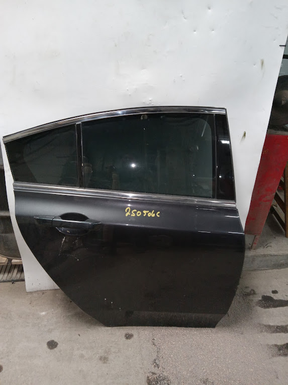 Rear Side Door Assembly for Acura vehicles