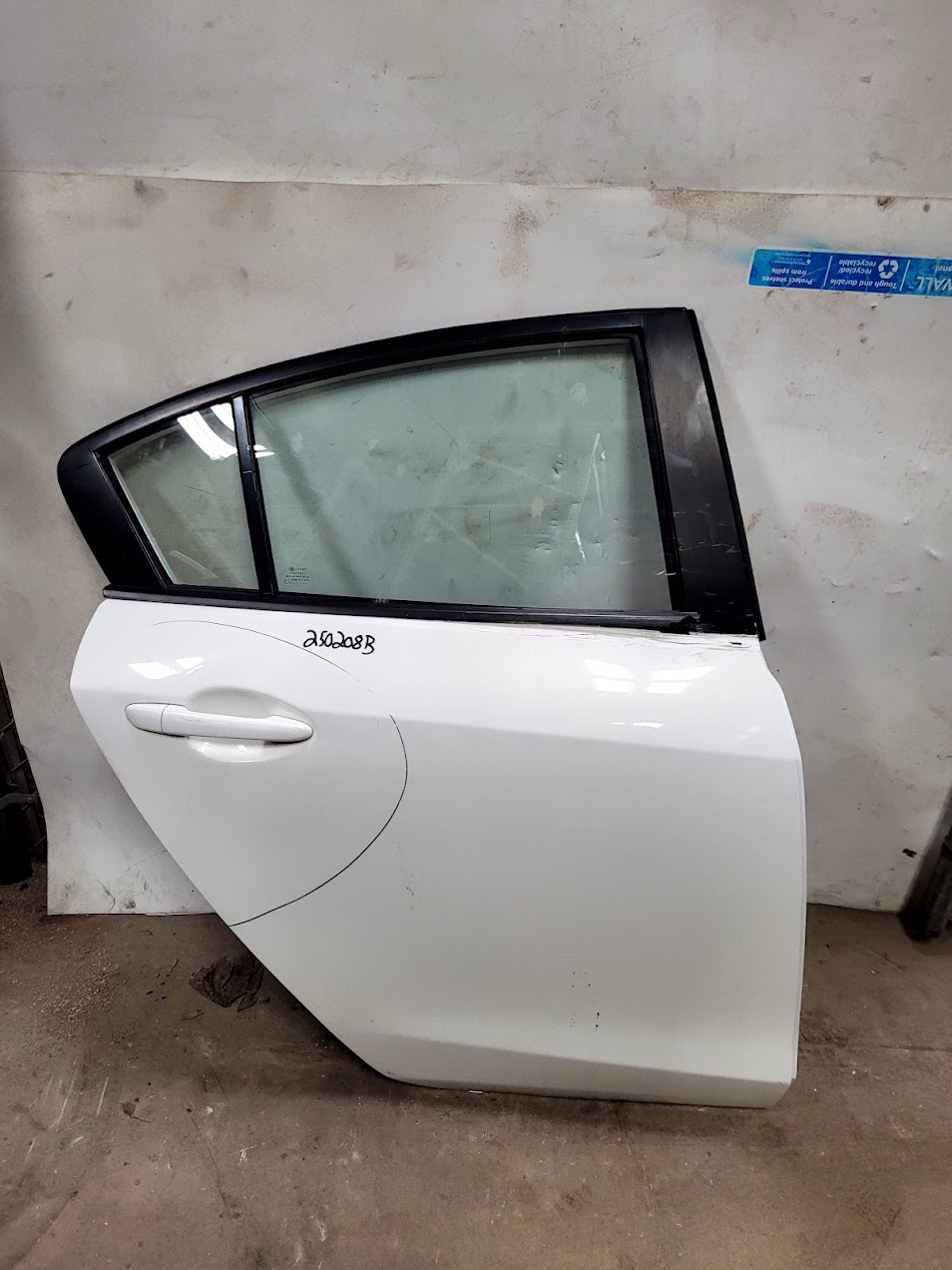 Rear Side Door Assembly for Mazda vehicles