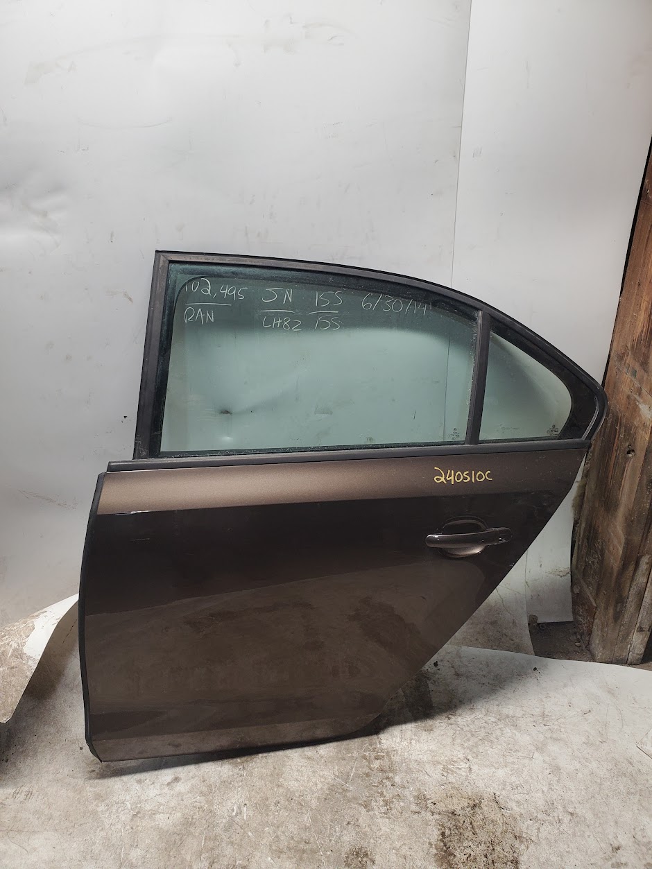 Rear Side Door Assembly for Volkswagen vehicles