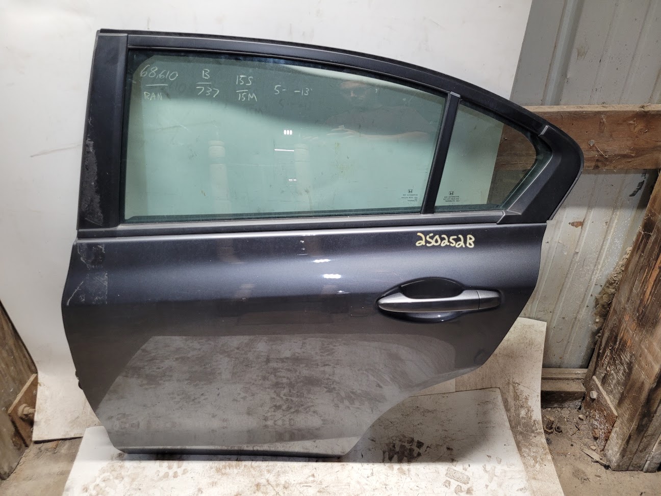 Rear Side Door Assembly for Honda vehicles