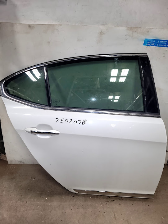 Rear Side Door Assembly for Kia vehicles