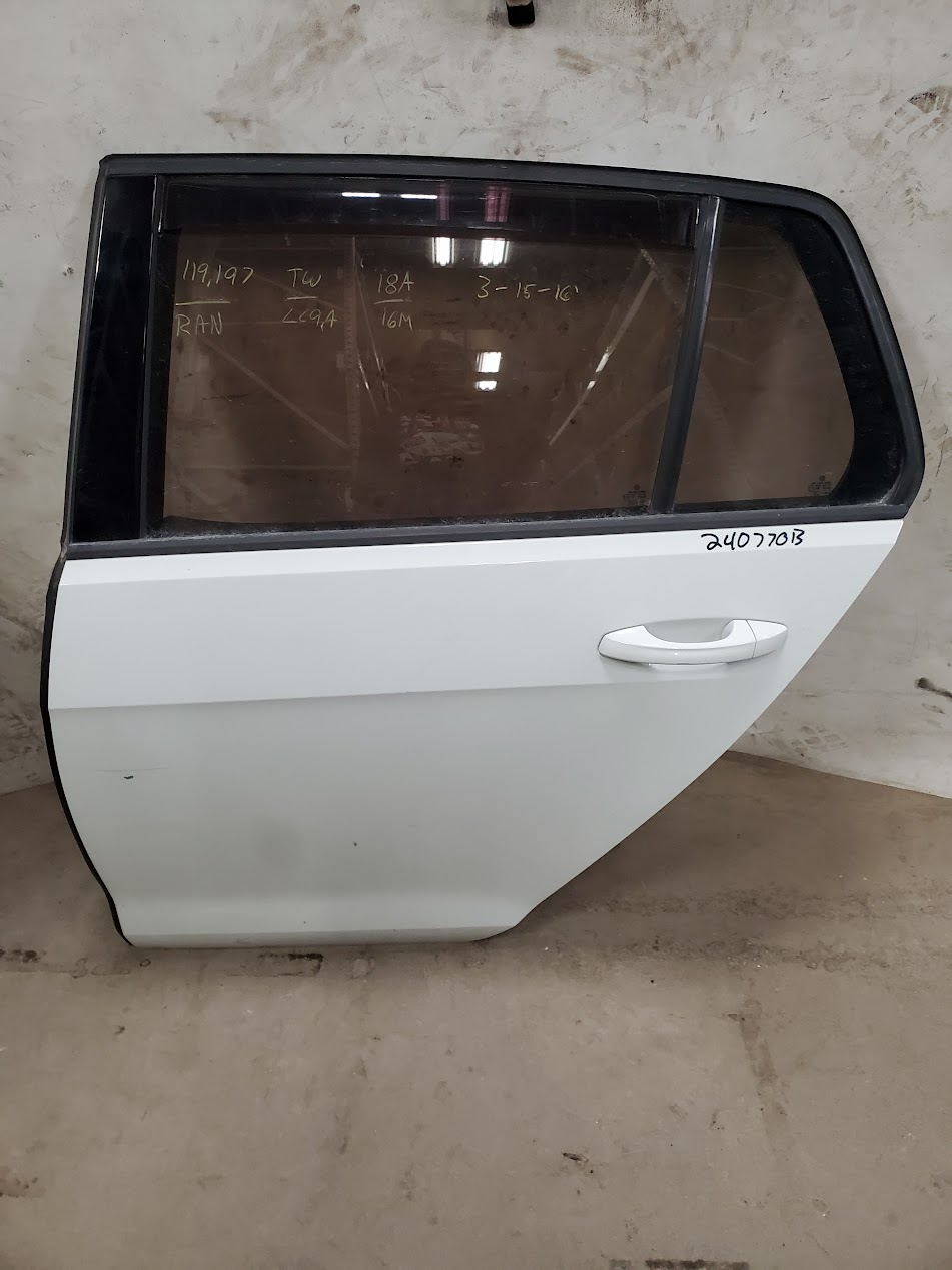 Rear Side Door Assembly for Volkswagen vehicles
