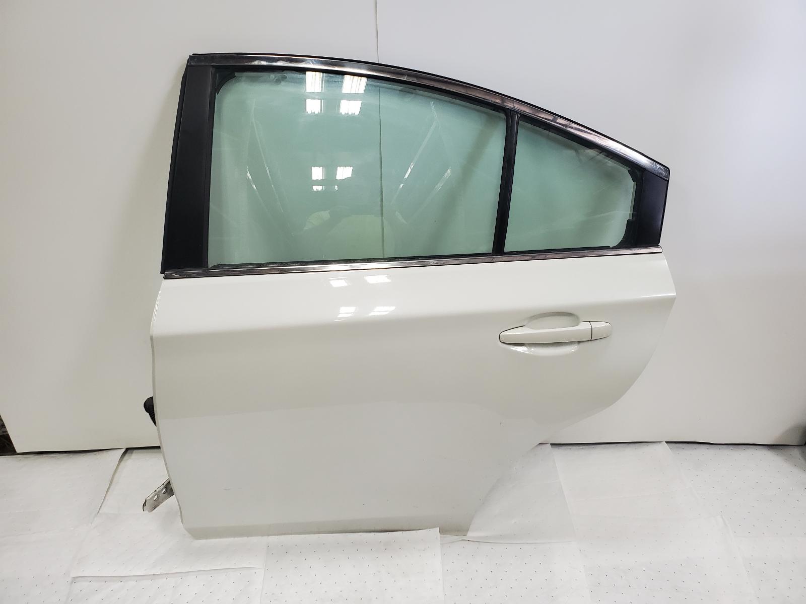 Rear Side Door Assembly for Subaru vehicles
