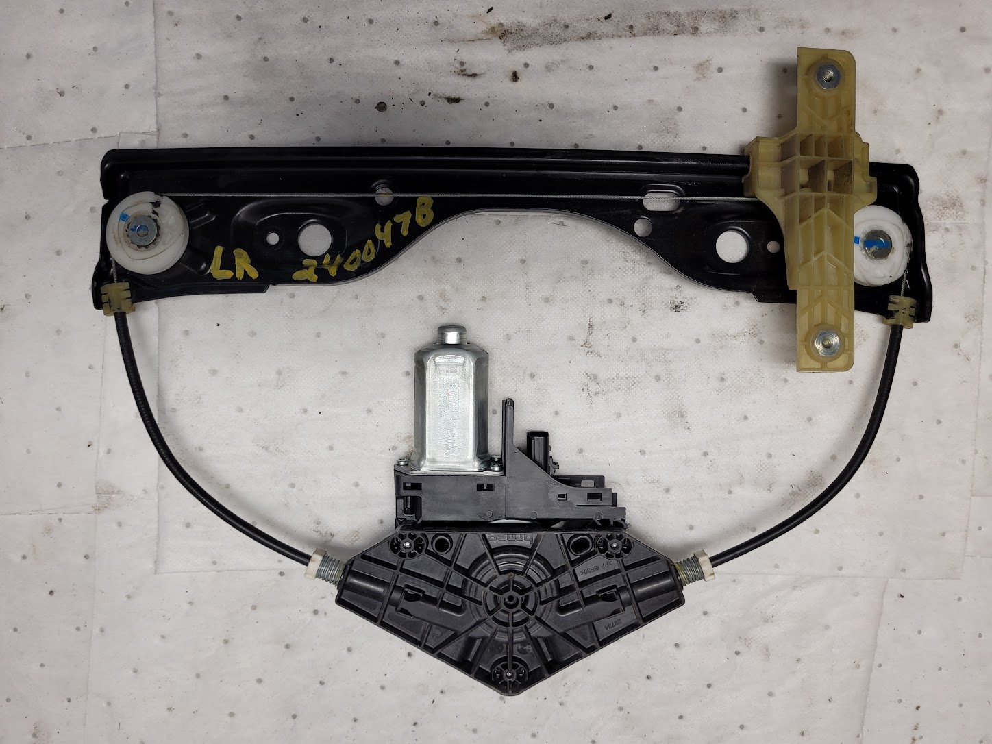 Rear Door Window Regulator for Jeep vehicles