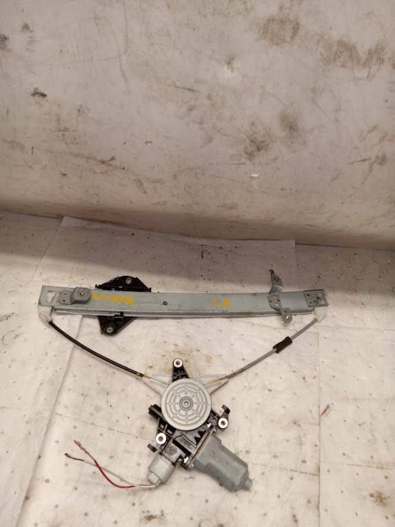 Rear Door Window Regulator for Subaru vehicles