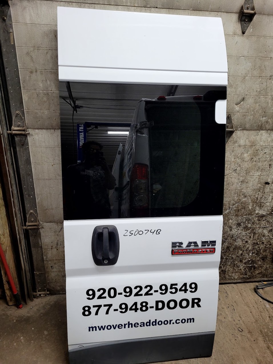 Rear Back Door Assembly for Dodge vehicles