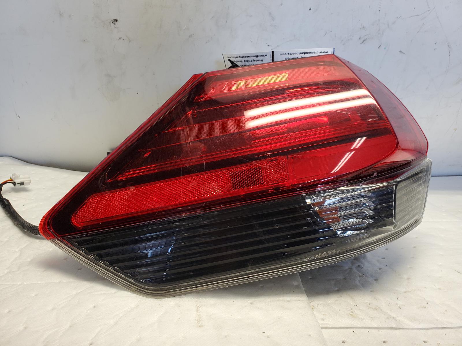 Taillight Assembly for Nissan vehicles