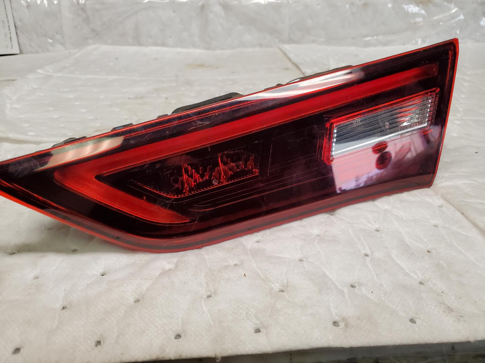 Taillight Assembly for Infiniti vehicles