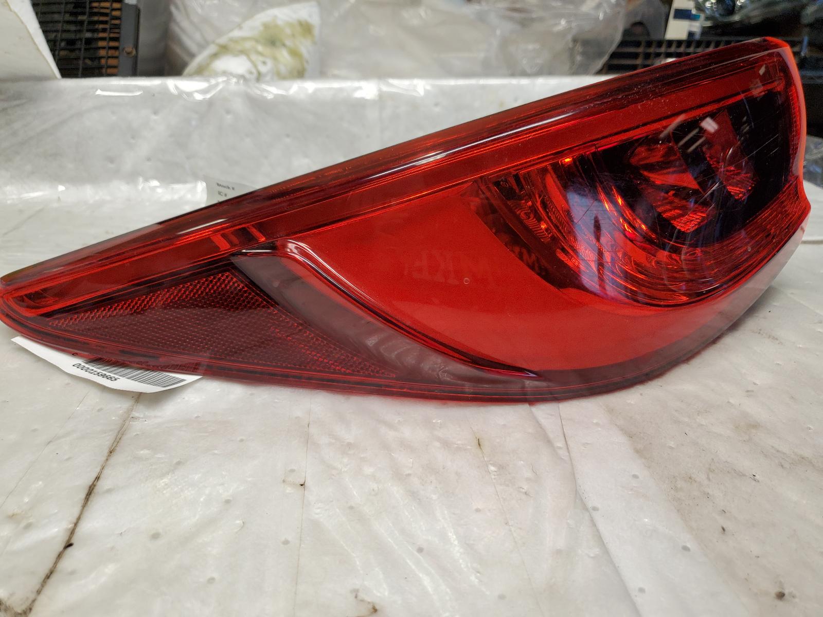 Taillight Assembly for Infiniti vehicles